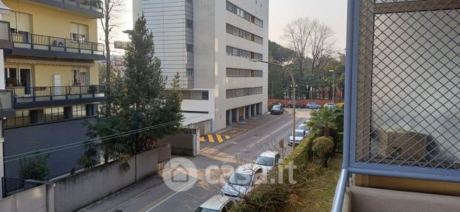Appartamento in residenziale in Via de Paoli 36