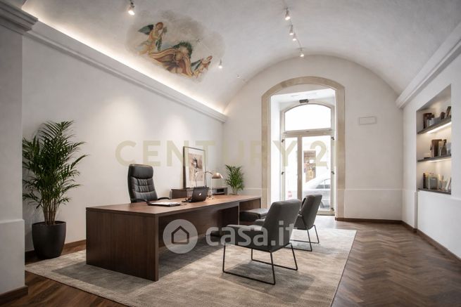 Ufficio in commerciale in Corso Vittorio Veneto 75