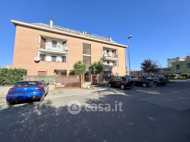 Appartamento in residenziale in Via Umberto Richiello