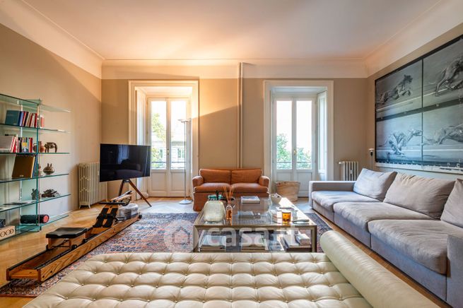 Appartamento in residenziale in Piazza Castello 20