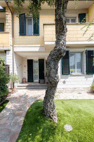 Villetta a schiera in residenziale in Via Alessandro Volta