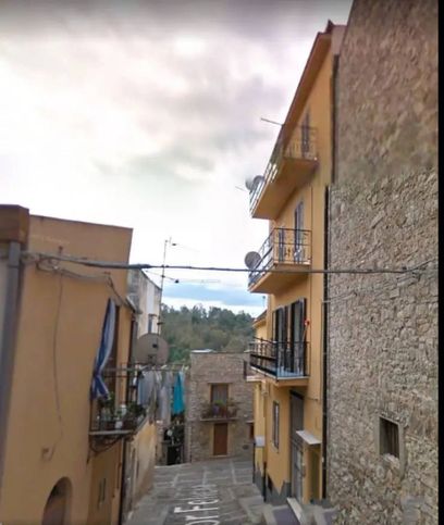 Box/posto auto in residenziale in Via Sclafani Paolo