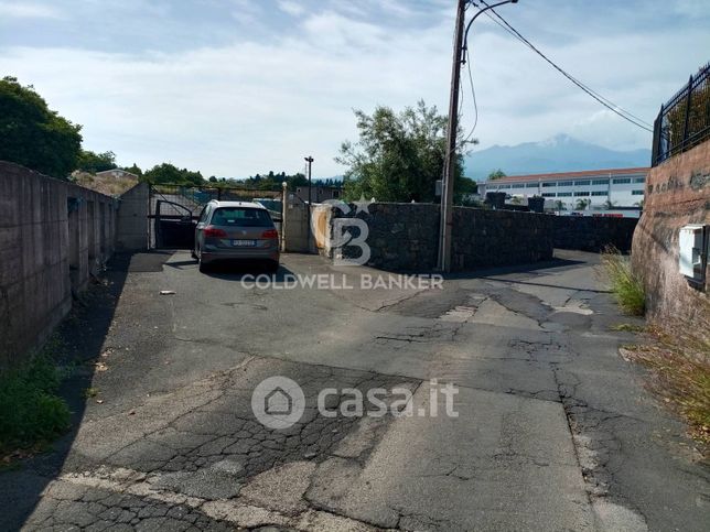 Terreno agricolo in commerciale in Via Sclafani 23