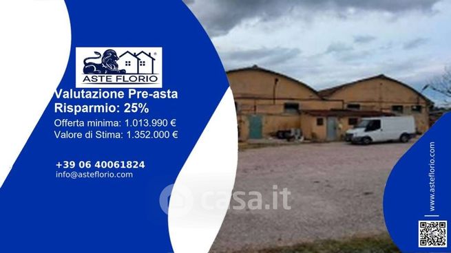 Capannone in commerciale in Via del Casolare