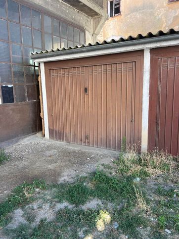 Box/posto auto in residenziale in