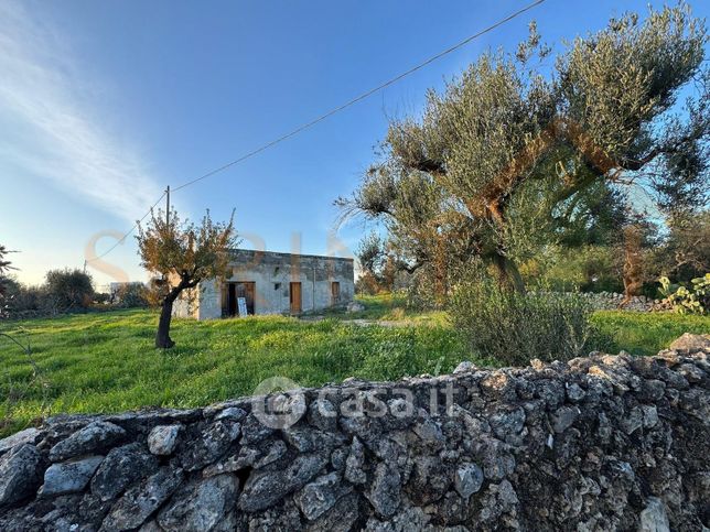 Casa indipendente in residenziale in 