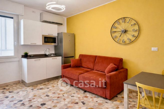 Appartamento in residenziale in Viale Romolo 5