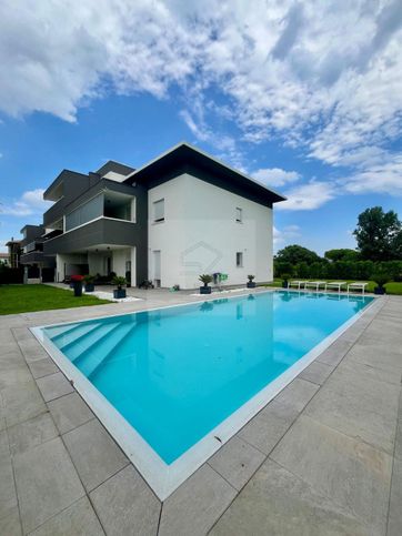 Appartamento in residenziale in Via Cipro