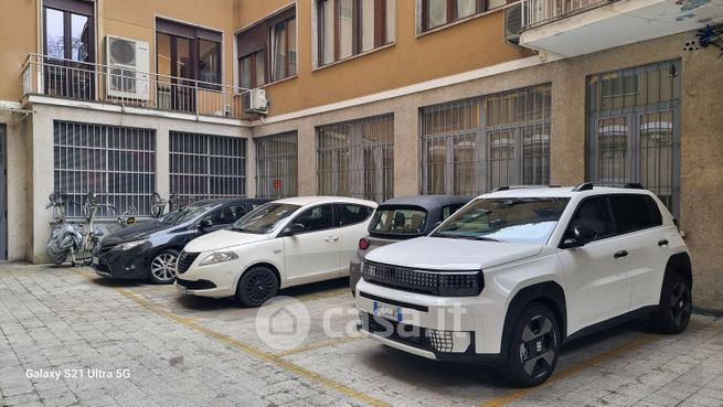 Ufficio in commerciale in Via Soperga 45