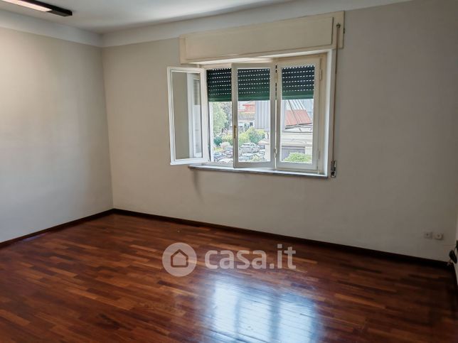 Appartamento in residenziale in Via Antonio Cantore