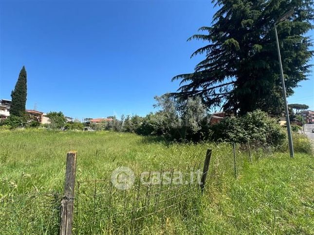 Terreno edificabile in residenziale in Via Cremolino