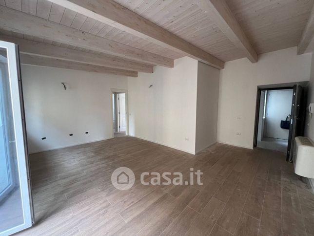 Attico/mansarda in residenziale in Via Molinella