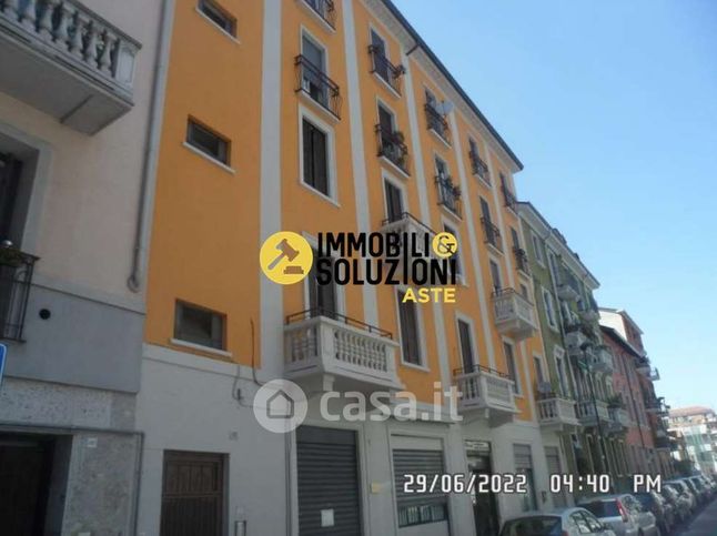 Appartamento in residenziale in Via Monte San Michele 180