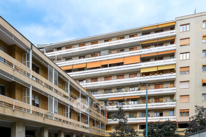 Appartamento in residenziale in Corso Francia 276