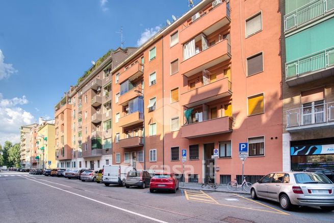 Appartamento in residenziale in Via Sebino 17