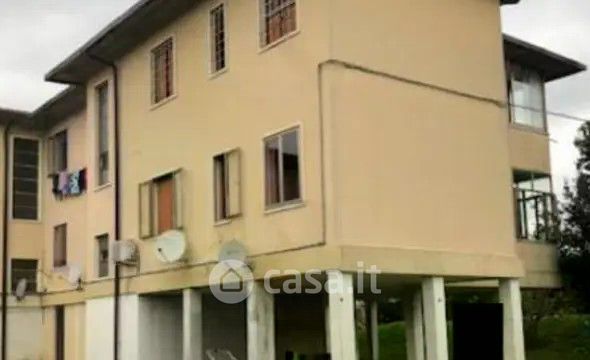 Appartamento in residenziale in Via della Chiesa XII 804