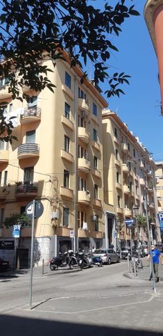 Attico/mansarda in residenziale in Via Gian Vincenzo Quaranta 5
