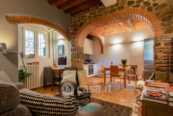 Casa indipendente in residenziale in Via del Romito 87