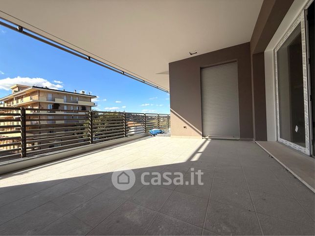 Appartamento in residenziale in Viale Trento 134