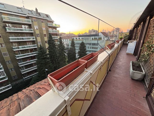 Appartamento in residenziale in Via Francesco Redi 29