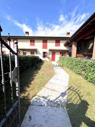 Villa in residenziale in 
