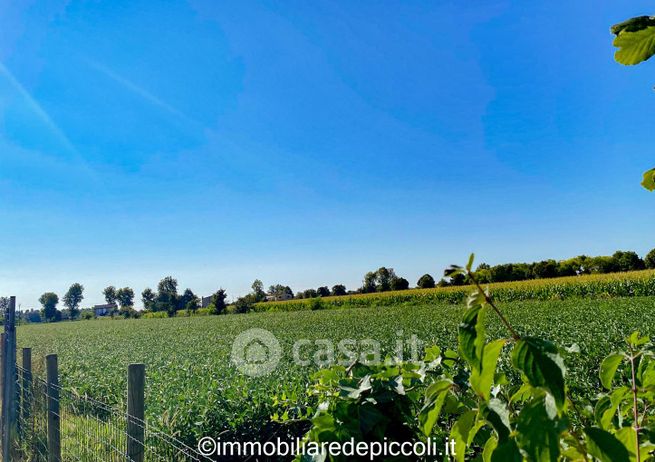 Terreno agricolo in commerciale in Via Anarè