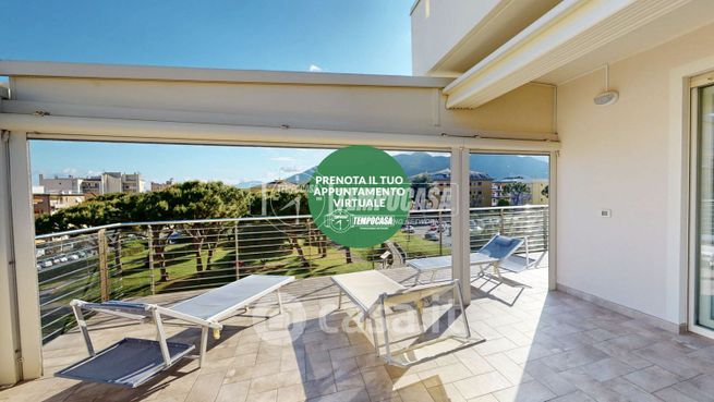 Appartamento in residenziale in Via Antonio Fogazzaro 10