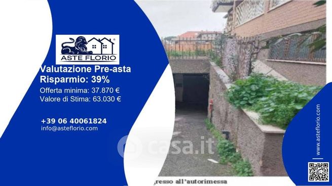 Box/posto auto in residenziale in Via delle Ciliegie 63