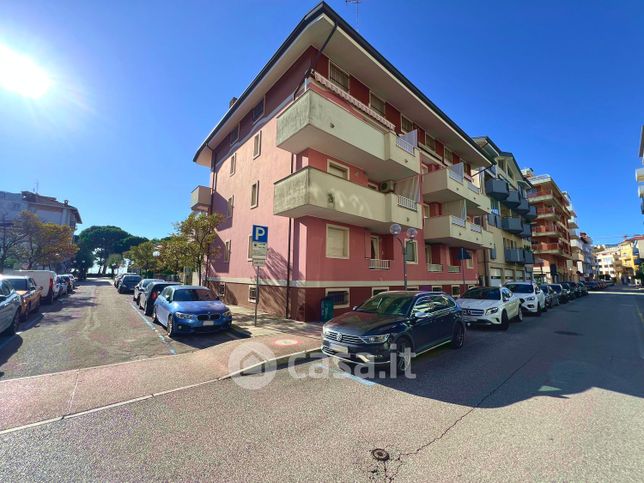 Appartamento in residenziale in Via GiosuÃ¨ Carducci