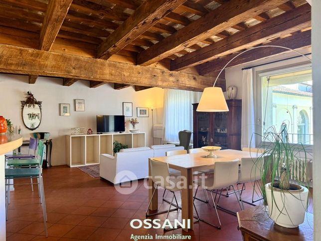 Appartamento in residenziale in Via Severoli 33
