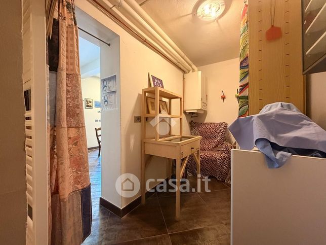 Ufficio in commerciale in Via Benedetto Schiassi 174