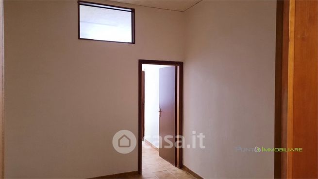 Ufficio in commerciale in Corso Umberto I 85