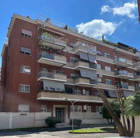 Appartamento in residenziale in Via Franco Sacchetti