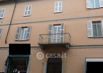 Ufficio in commerciale in Corso XXVI Aprile