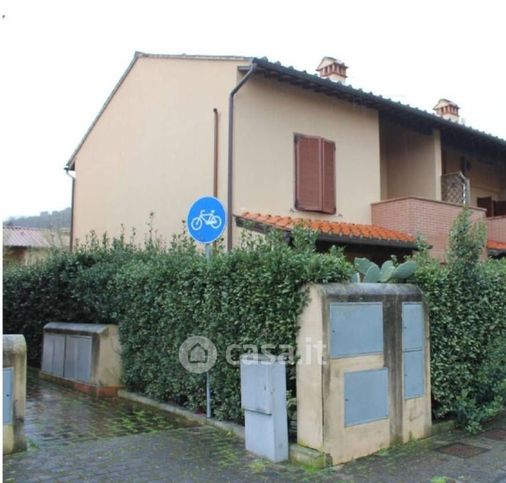 Appartamento in residenziale in Via dei Mezzi