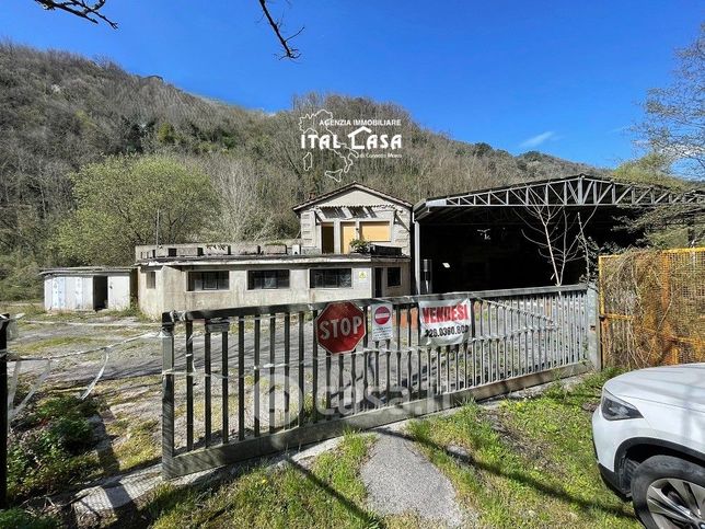 Rustico/casale in residenziale in Via di Sorana