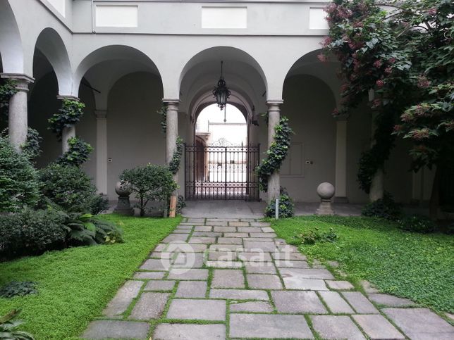 Appartamento in residenziale in Via Pietro Giordani 8