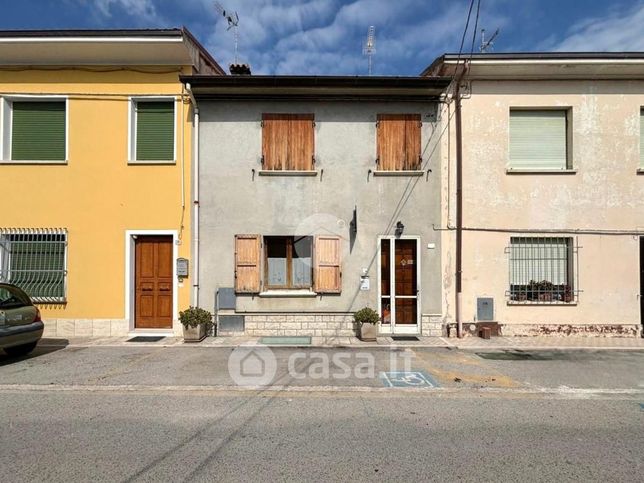 Casa bi/trifamiliare in residenziale in Via del Carmine 24