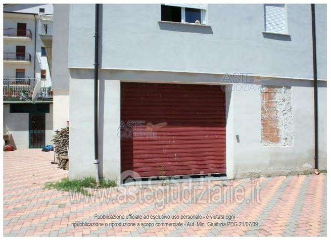 Box/posto auto in residenziale in Contrada Salice
