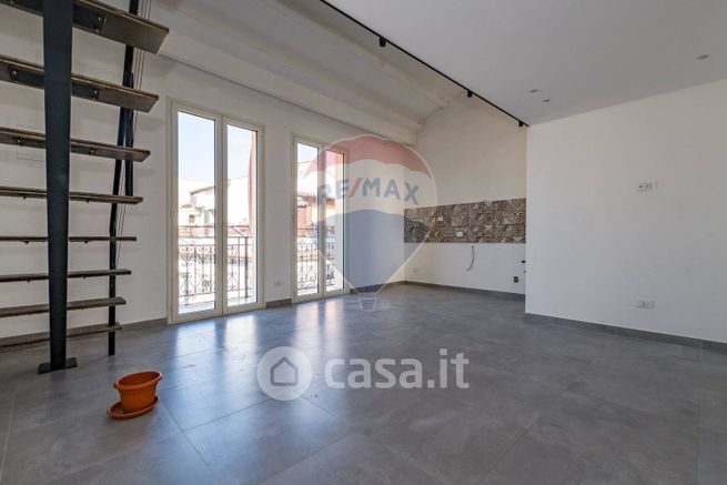 Appartamento in residenziale in Via Vincenzo Littara