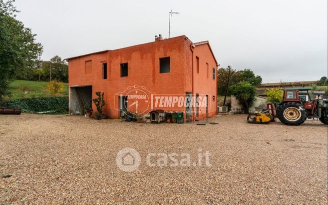 Casa indipendente in residenziale in Contrada Asola