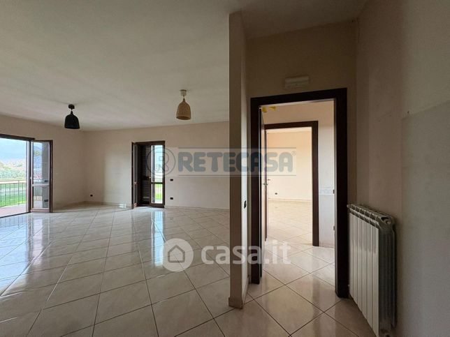 Appartamento in residenziale in Via Appia Antica