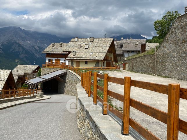 Garage/posto auto in residenziale in 