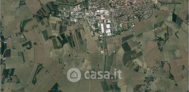 Capannone in commerciale in Via del Lavoro