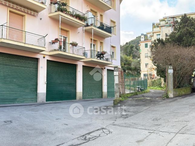 Box/posto auto in residenziale in Via Solferino 49