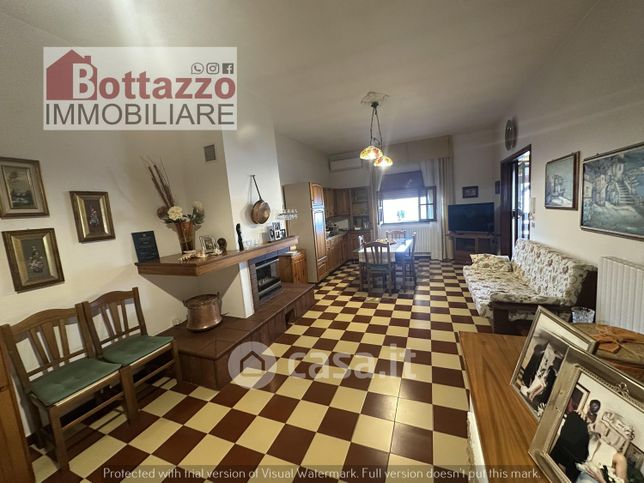 Appartamento in residenziale in Via Umbria 13