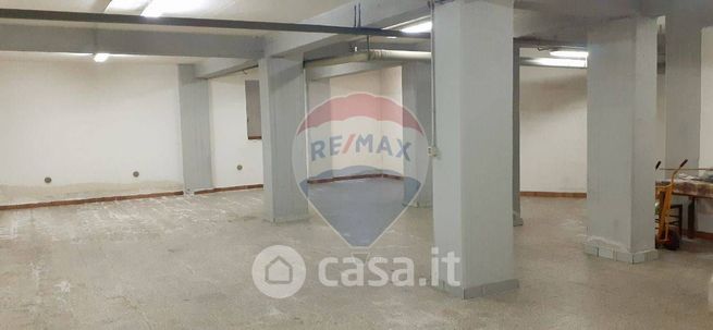 Box/posto auto in residenziale in Via Armando Diaz 50
