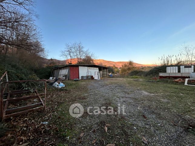 Terreno agricolo in commerciale in Via Portella