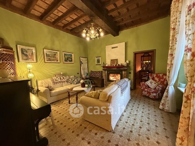 Casa indipendente in residenziale in Via Argine Cremona 46