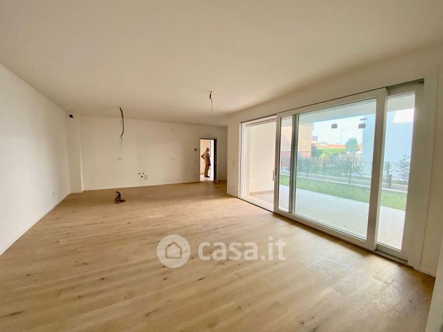 Appartamento in residenziale in Via E. Scaramuzza 80